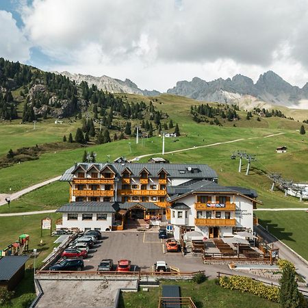 Hotel San Marco Passo San Pellegrino Eksteriør billede